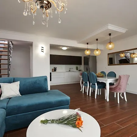 Ana Apartment *
