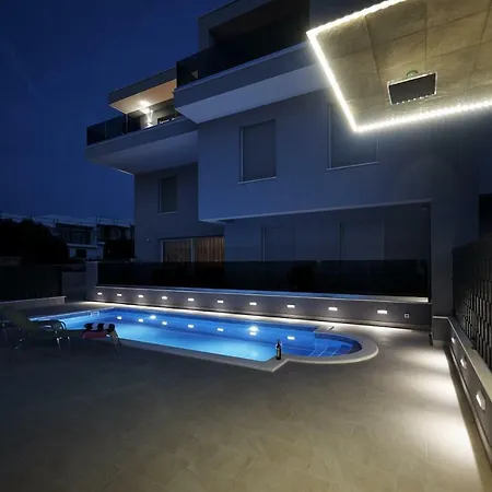 Ana Apartment